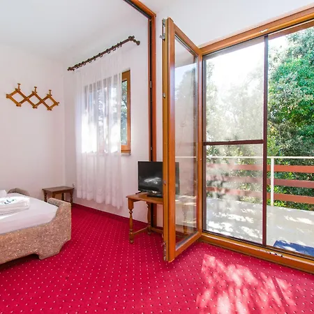 アパート Maja ビオグラード・ナ・モル