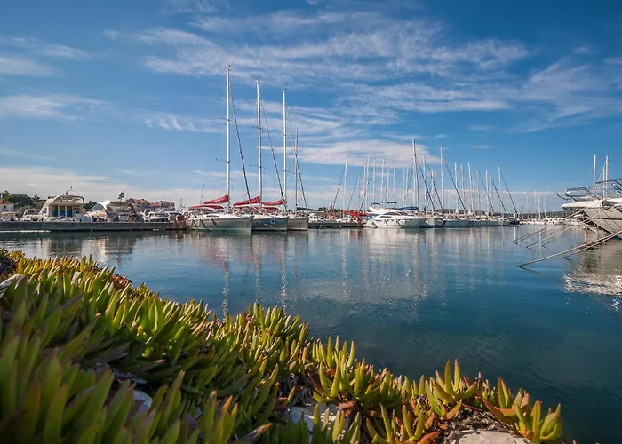 Maja Biograd Na Moru